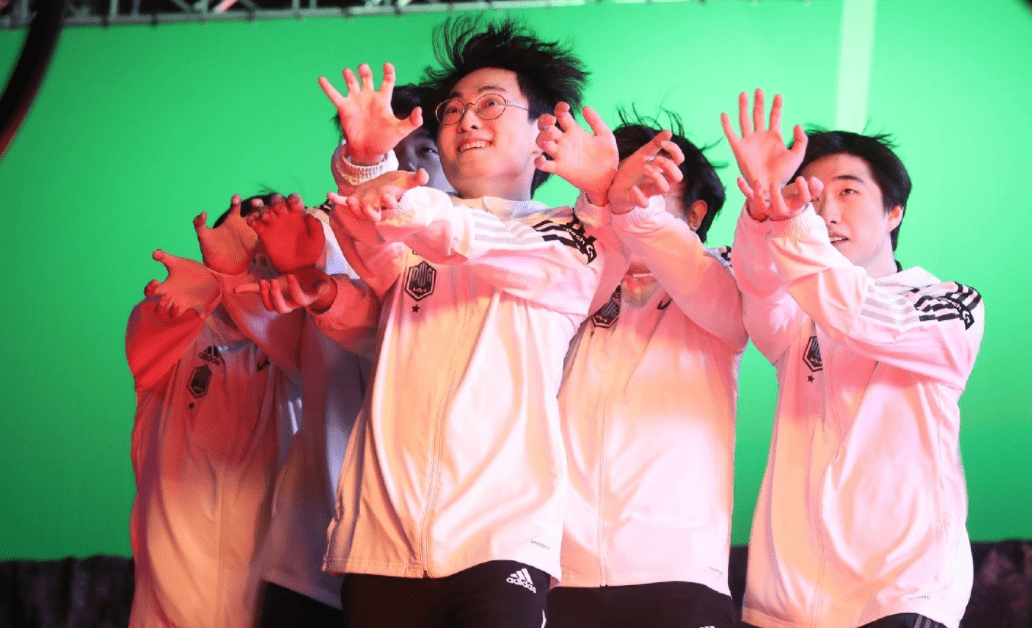 NS力克G2，BDD极限生还后反打宿敌对决入围赛，点燃全场激情