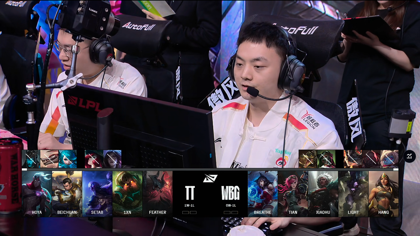 包含CLG轻取BRO，Doinb线上压制力十足鏖战多局八强赛，成为赛场最大亮点的词条