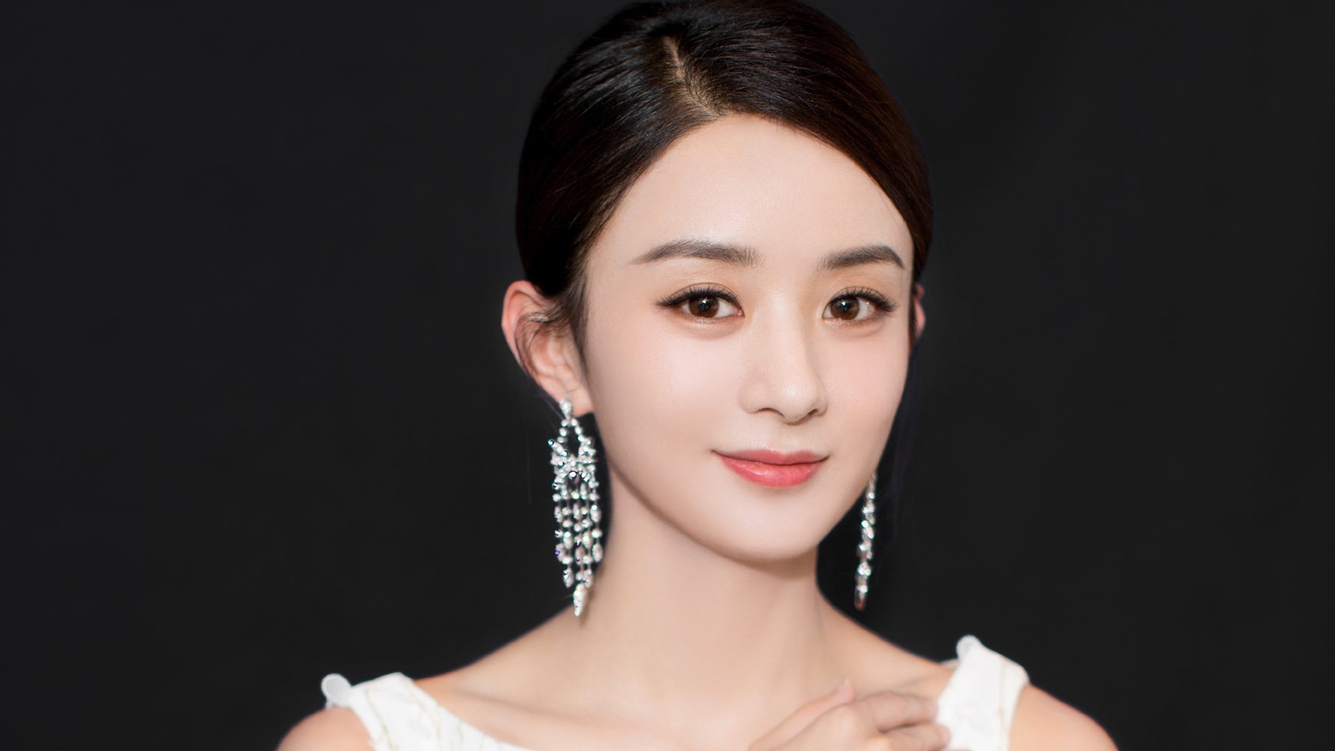 当东契奇的子弹穿越金州,锡安正在书写2026的剧本